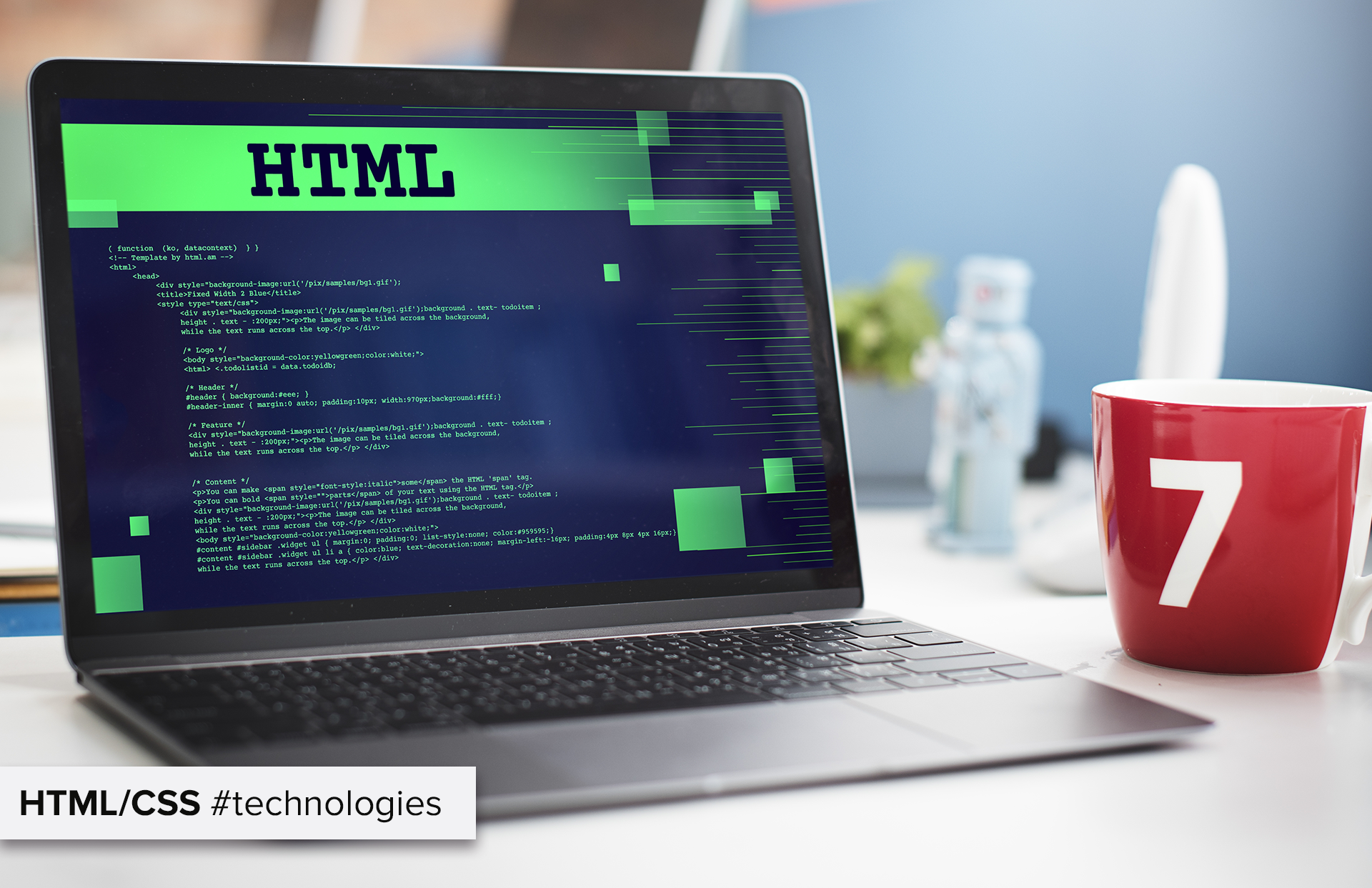 Ноутбук с кодом HTML.