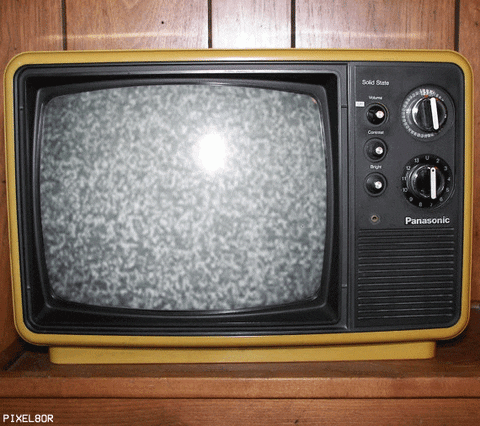 Неработающий телевизор иллюстрирует этапы настройки рекламы.